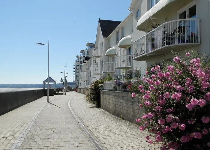Bay Apartments